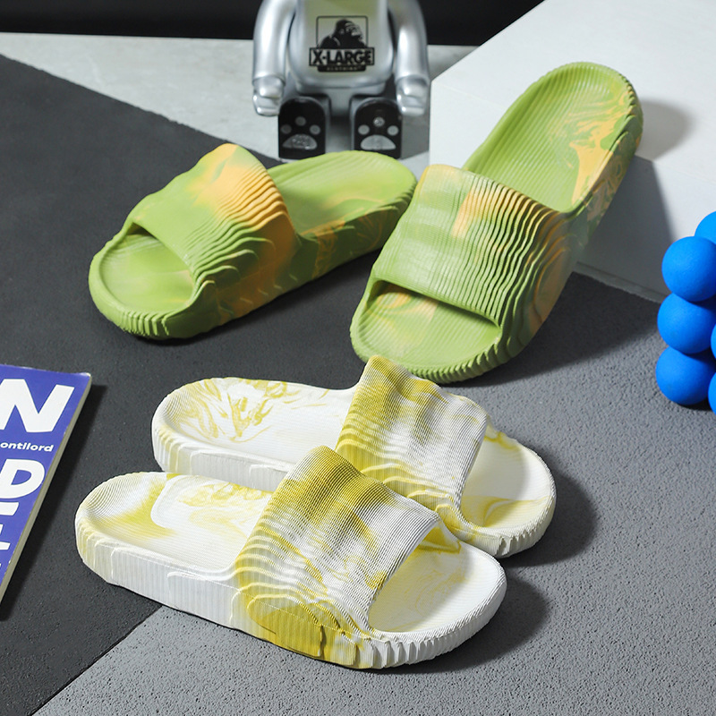 Slippers voor heren en dames,  - Home Bathroom Trends recensie en prijs