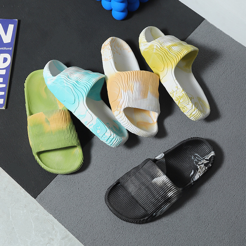 Slippers voor heren en dames,  - Home Bathroom Trends recensie en prijs